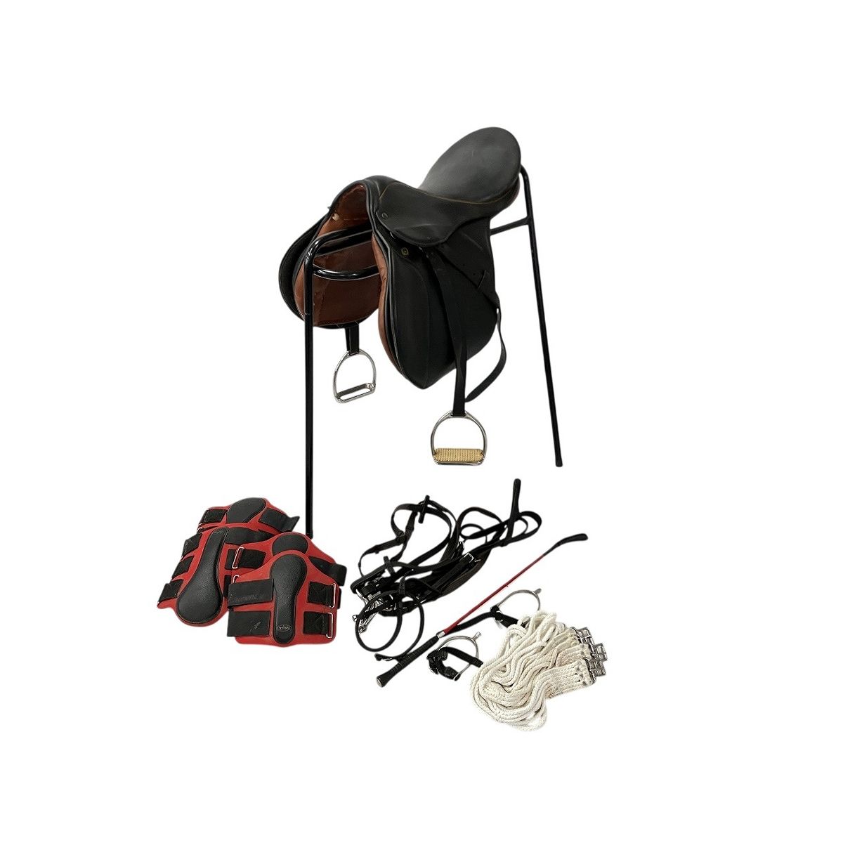 Stubben Romanus 乗馬鞍 サイズ30 鞍 レザー 馬具 乗馬用品 馬術 セット スチューベン ロマネス ジャンク W10548836