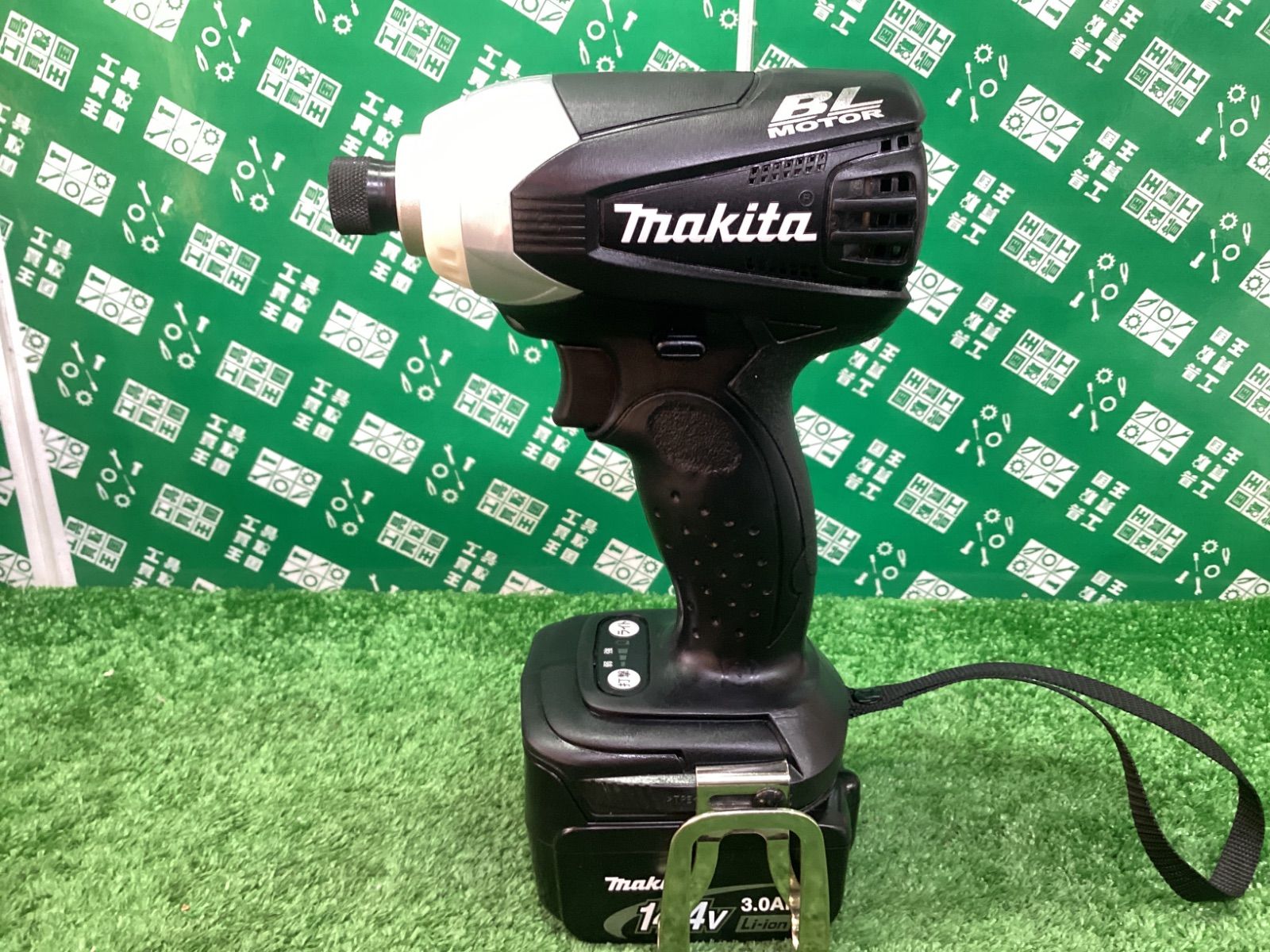 makita 充電式インパクトドライバ TD132DRFXB IT11A6SQ1R1W