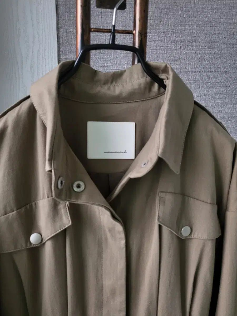 ミミシエル カーキ トレンチ ボリューム感 マキシワンピース