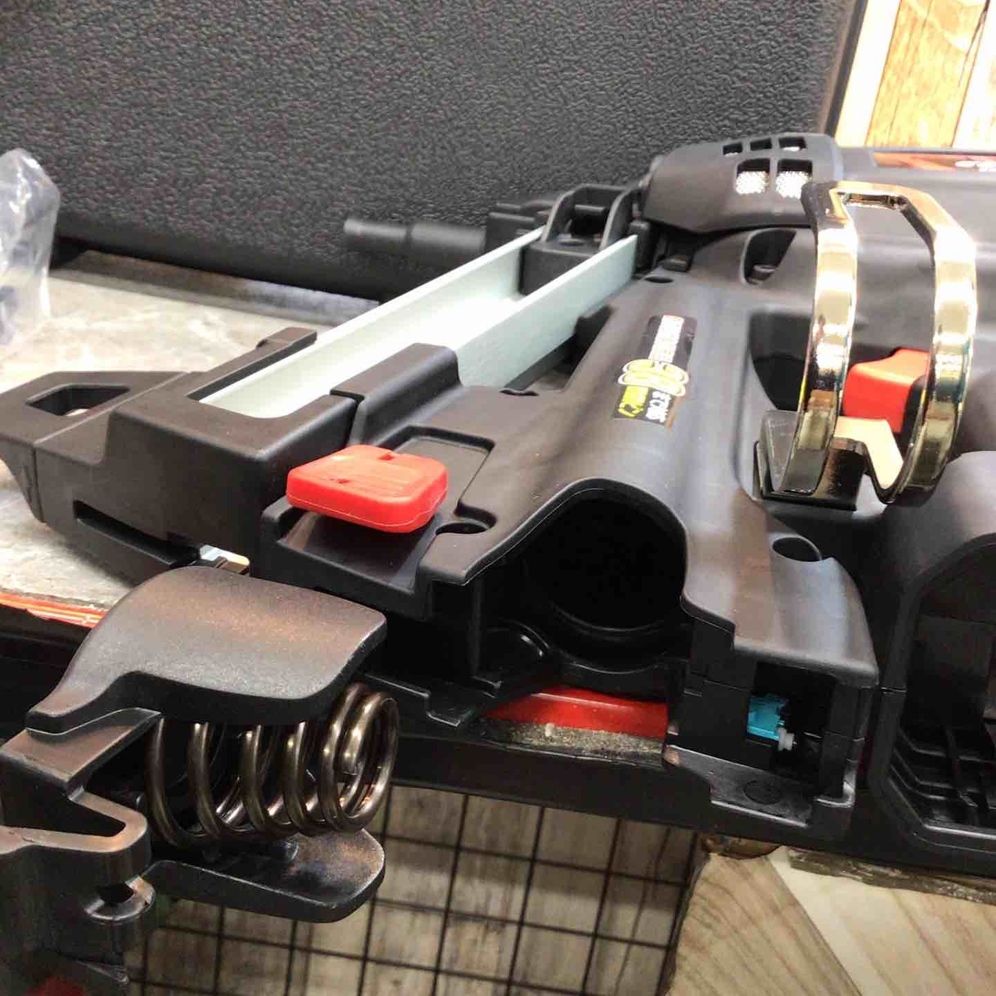 電池パック2個 充電器つき