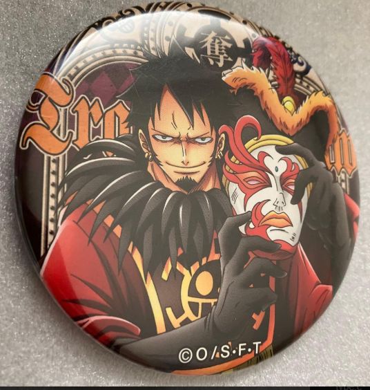 ONEPIECE トラファルガーロー 缶バッジ e-ONEPIECE- トラファルガー・ロー 仮面 缶バッジ - メルカリ