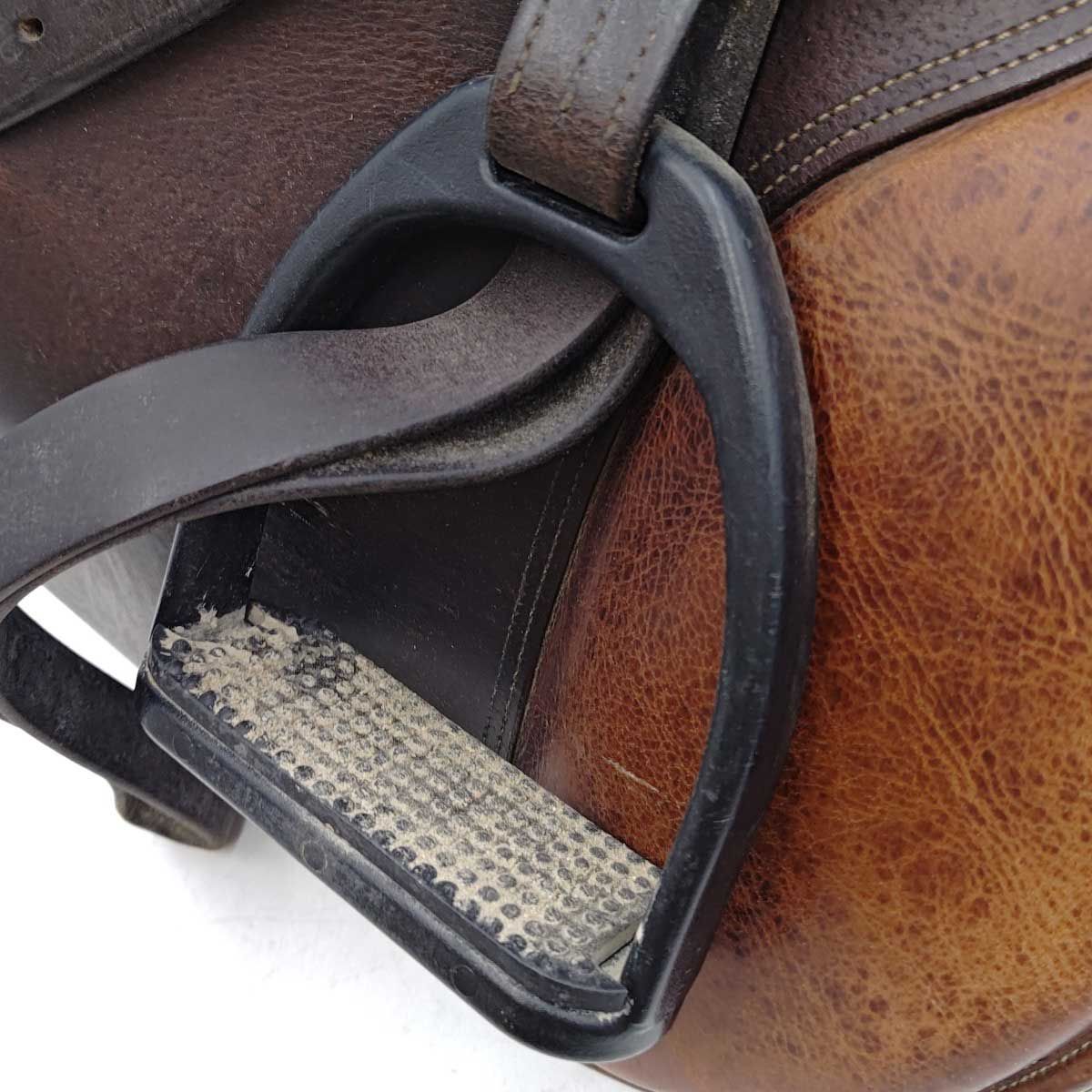 BRUNO DELGRANGE ブルーノ デルグランジュ BD A165/3A 障害鞍 その他 鐙 メッシュラグ サドルパッド ランジローラー 他 乗馬 馬術 まとめ BRUNO DELGRANGE ブルーノ デルグランジュ BD A165/3A 障害鞍 その他