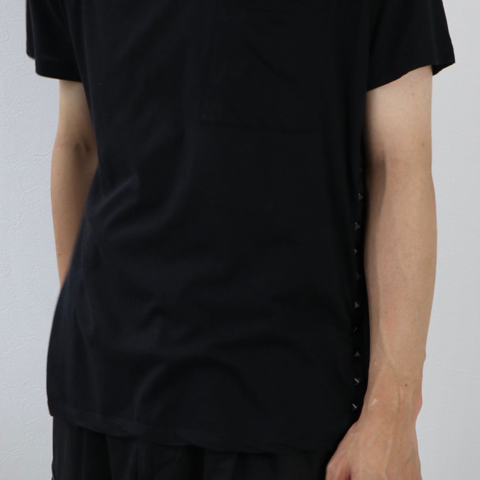 VALENTINO Tシャツ ロック スタッズ コットン ヴァレンティノ