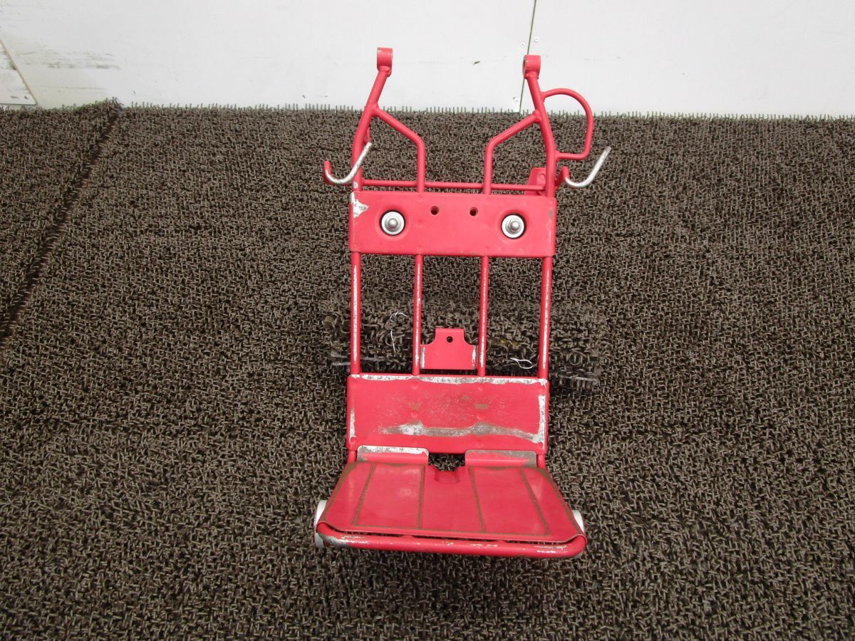 フロントキャリア