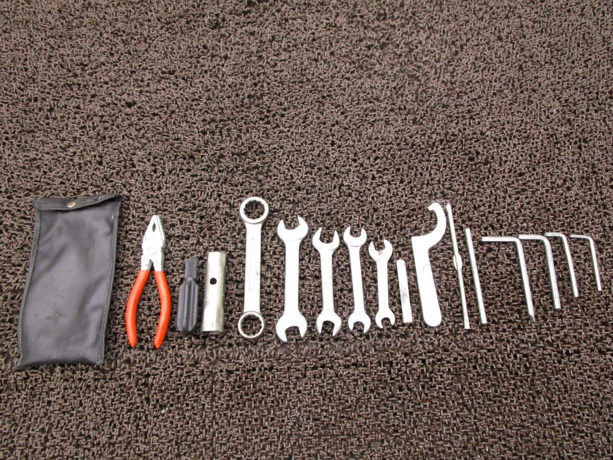 モトグッチ ルマン850 車載工具 A7501 VF VF MOTO GUZZI LE MANS Ⅲ キャブ車