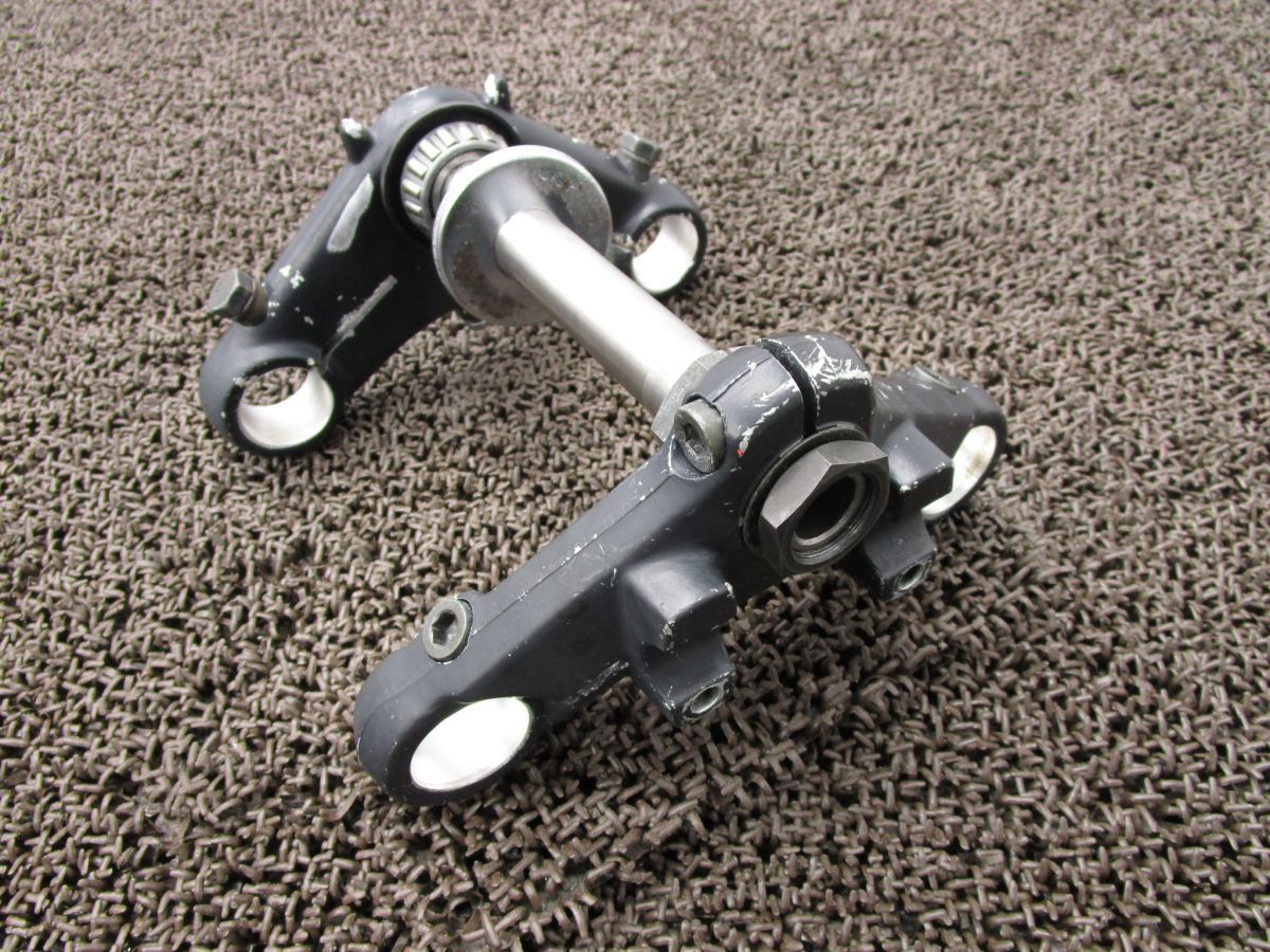 モトグッチ ルマン850 トップブリッジ ステム A7543 VF VF MOTO GUZZI LE MANS Ⅲ キャブ車