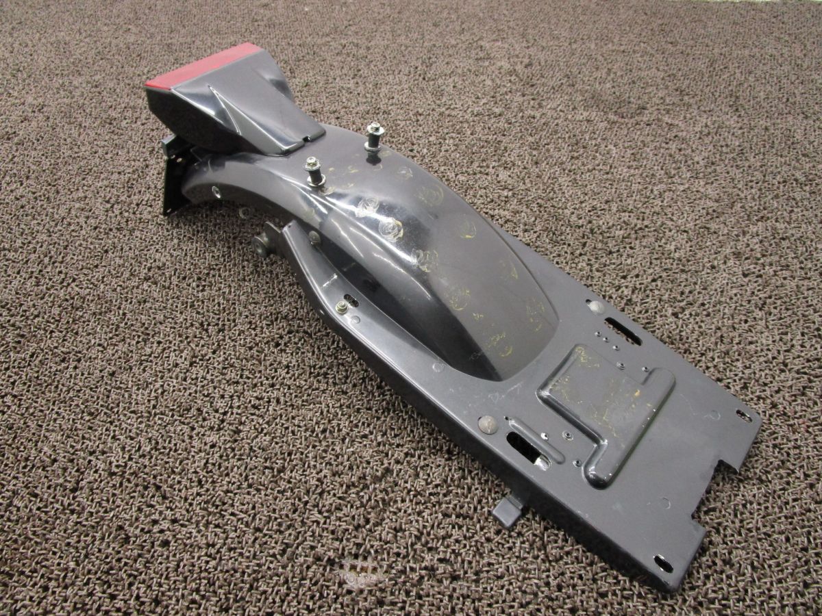 モトグッチ ルマン850 リアフェンダー テールランプ A7564 VF VF MOTO GUZZI LE MANS Ⅲ キャブ車