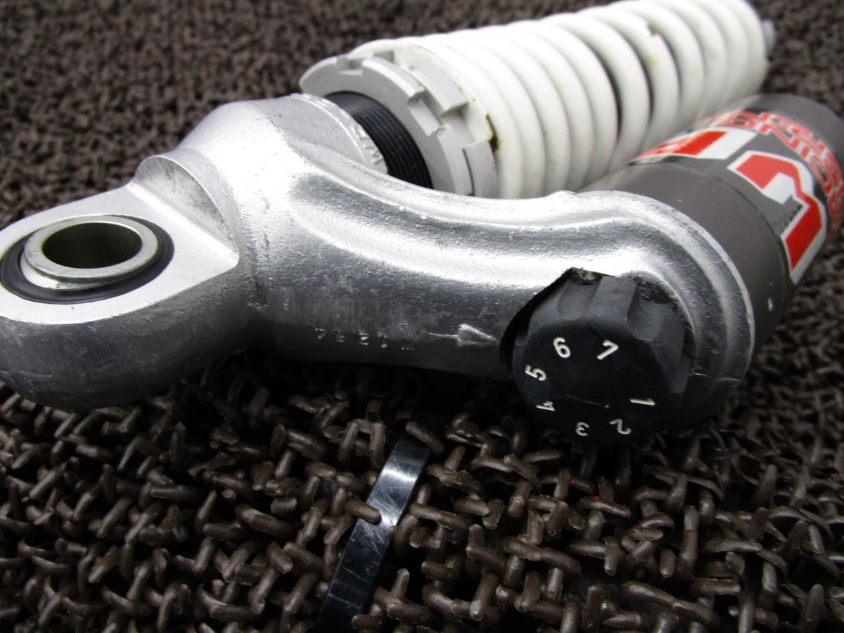 A7516 ホワイトパワー