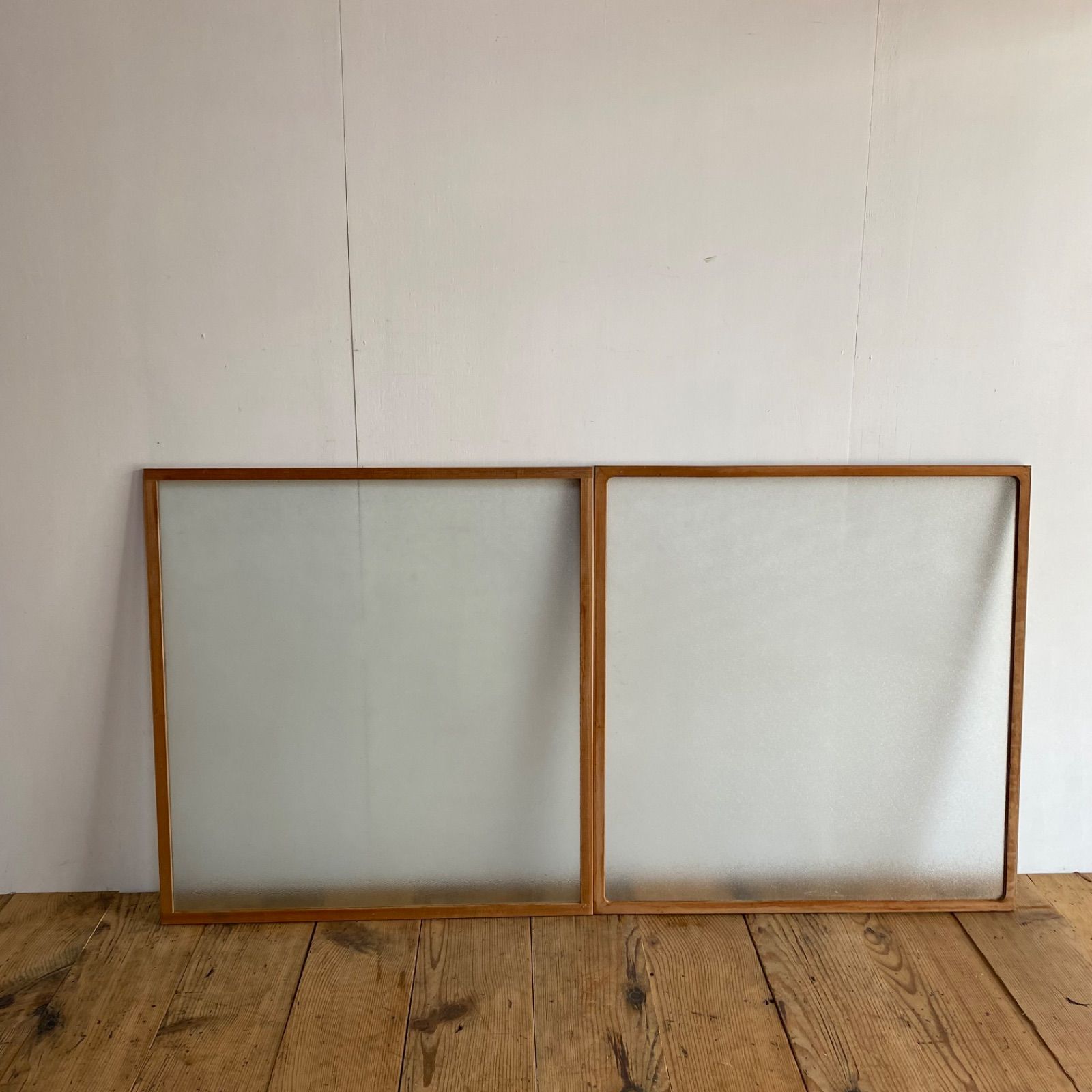 2枚セット アンティーク すりガラス 型ガラス 木製枠 古建具 レトロ