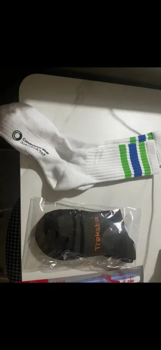 バドミントン ラケット 3本 グリップ靴下バッグ まとめ