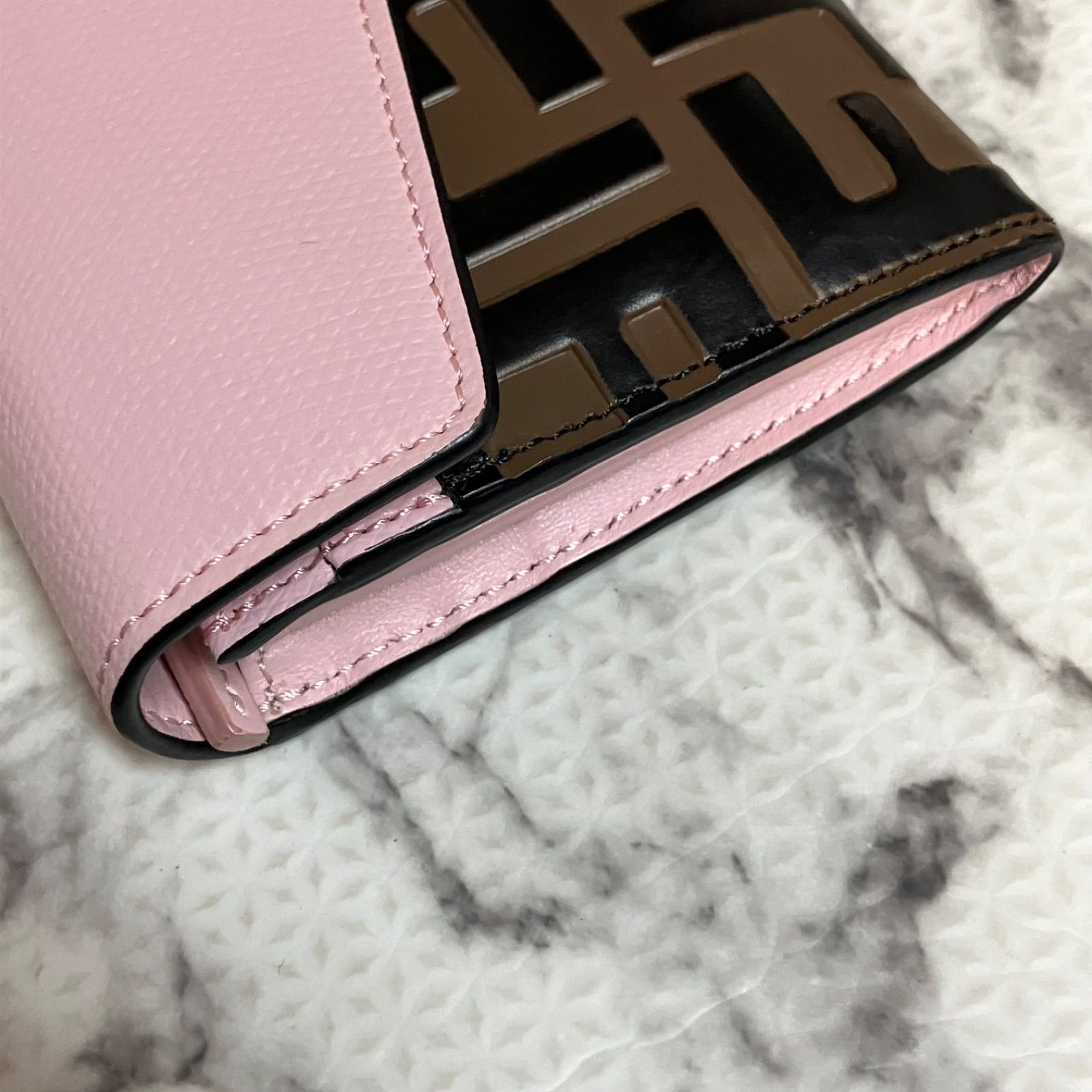 FENDI フェンディ ズッカ柄 レザー長財布 ピンク×ブラウン