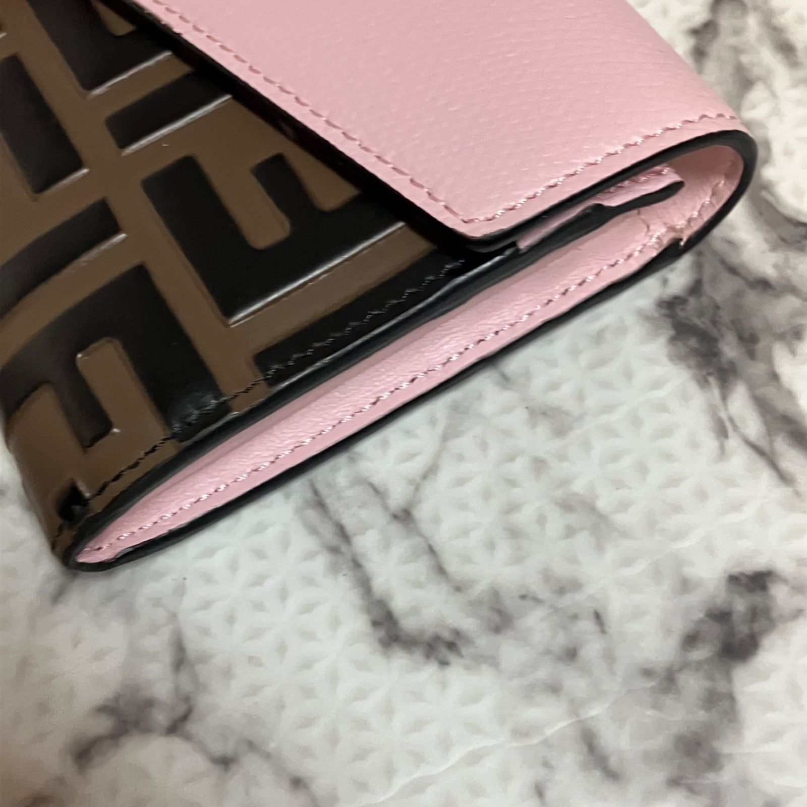 FENDI フェンディ ズッカ柄 レザー長財布 ピンク×ブラウン