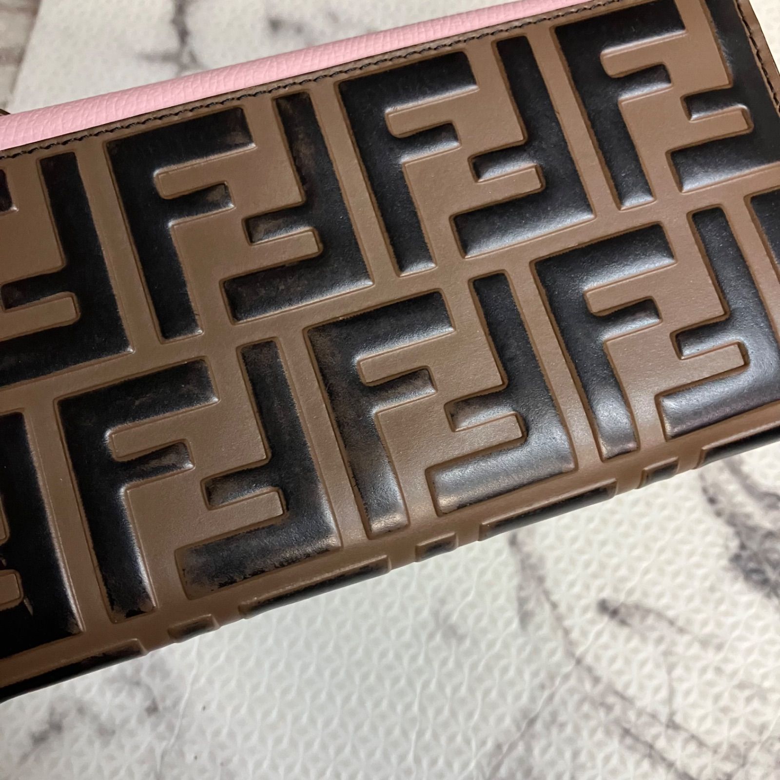 FENDI フェンディ ズッカ柄 レザー長財布 ピンク×ブラウン 【d2400604