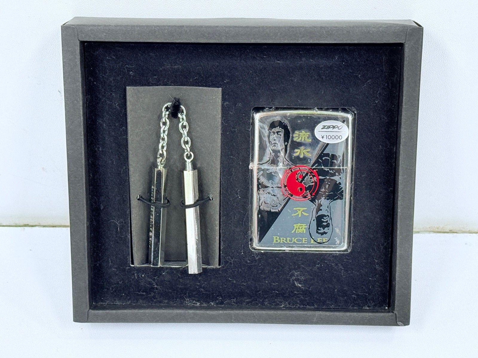 CH 08 K ZIPPO ジッポ BRUCE LEE ブルース リー 25周年 ライター ヌンチャク付