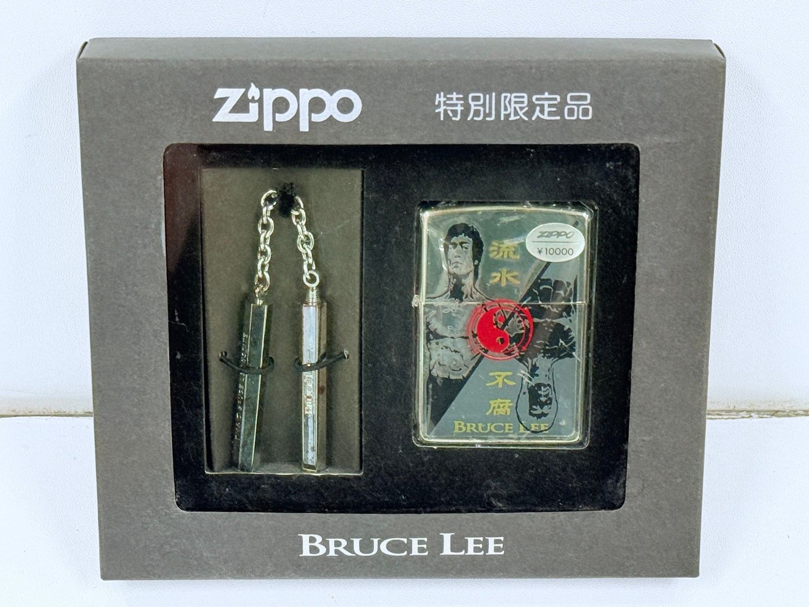 CH08 K ZIPPO ジッポ BRUCE LEE ブルース リー 25周年 ライター ヌンチャク付