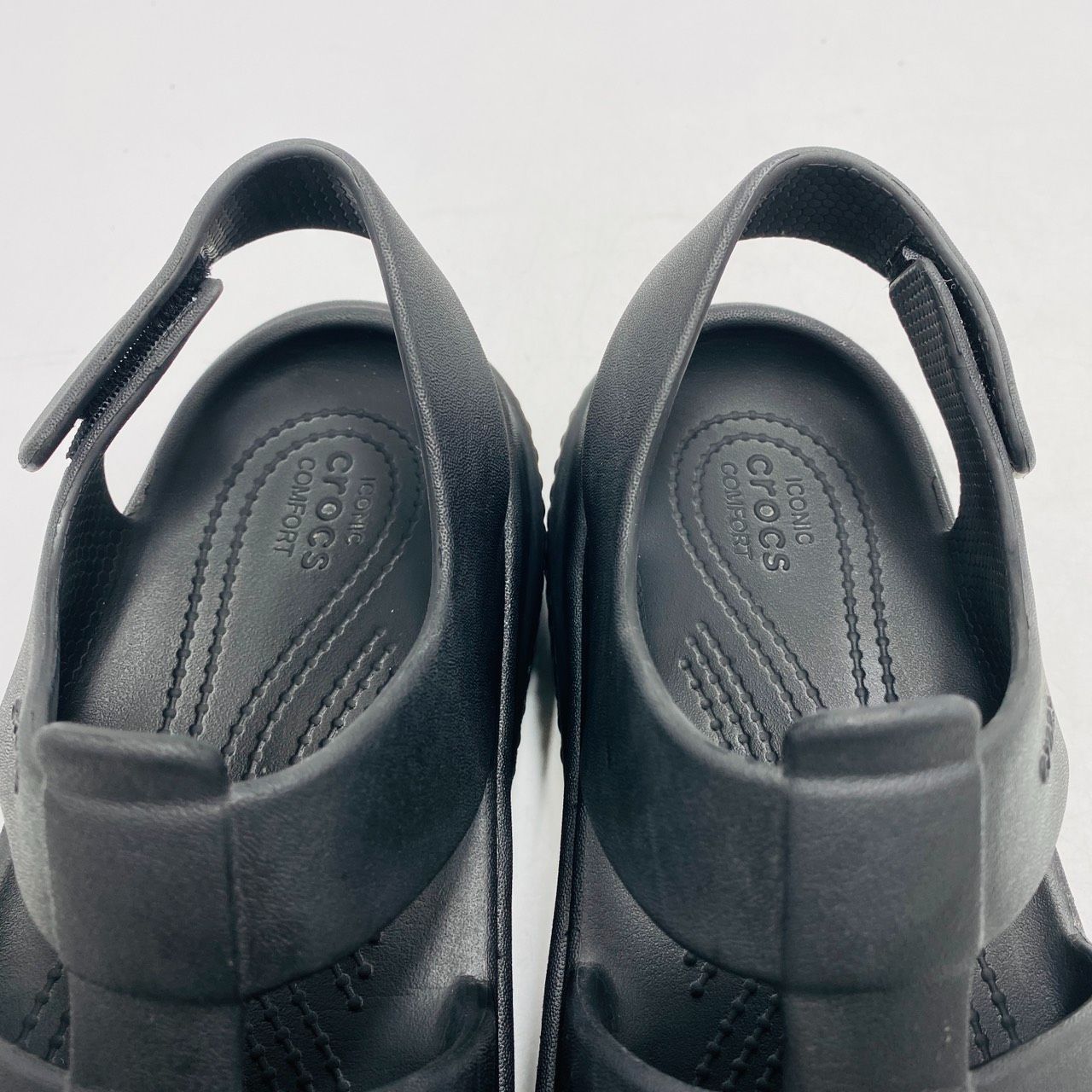 モデル サンダル