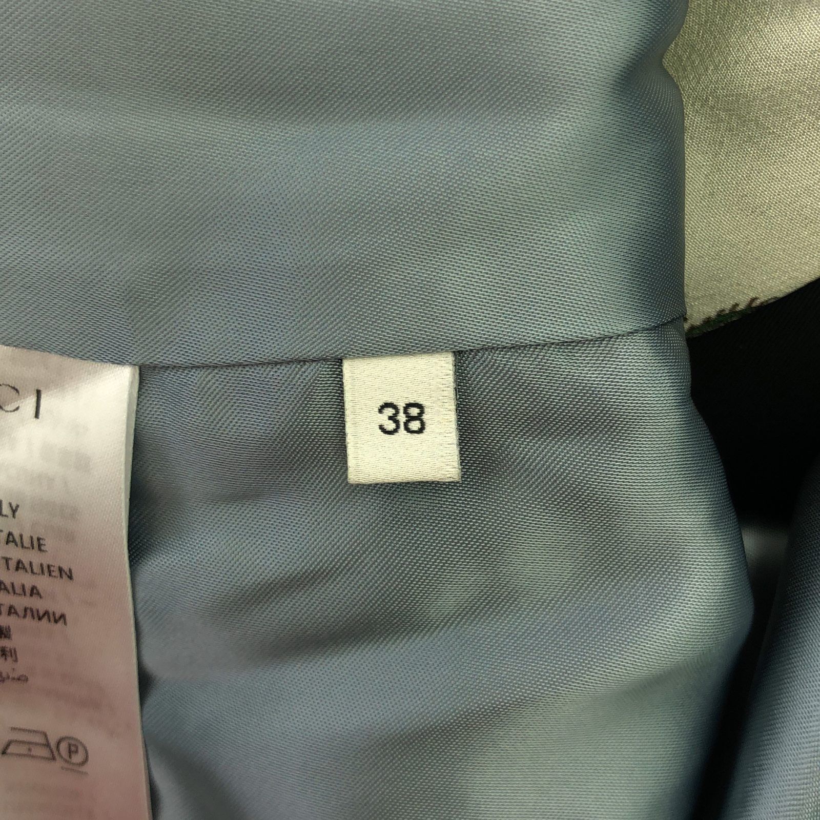 トレンチコート