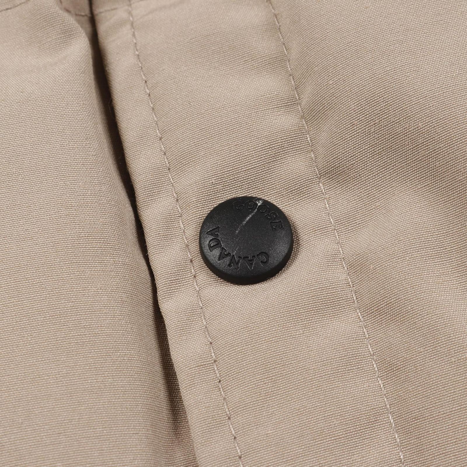 カナダグース CANADA