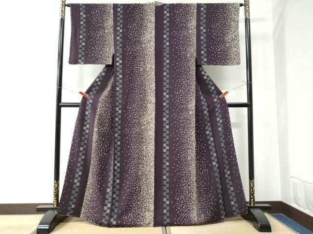 平和屋着物●上質な小紋　変わり市松霰文　金彩　鬼しぼ縮緬　正絹　逸品　未使用　CAAW8666yc 平和屋着物○上質な小紋 変わり市松霰文 金彩 鬼しぼ縮緬 正絹 逸品 未