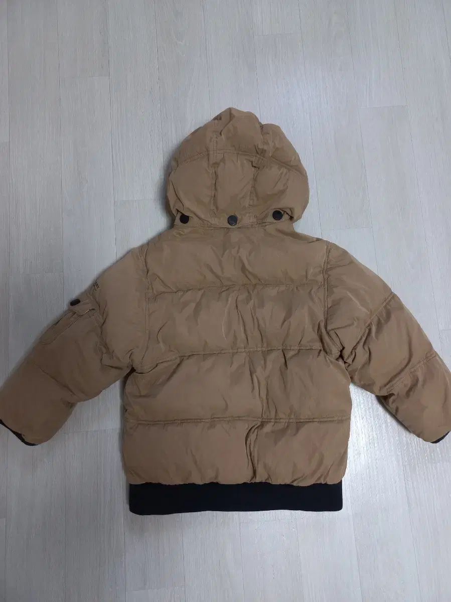  バーバリー キッズ フード ダウン 4 Y その他 ジャケット ブルゾン