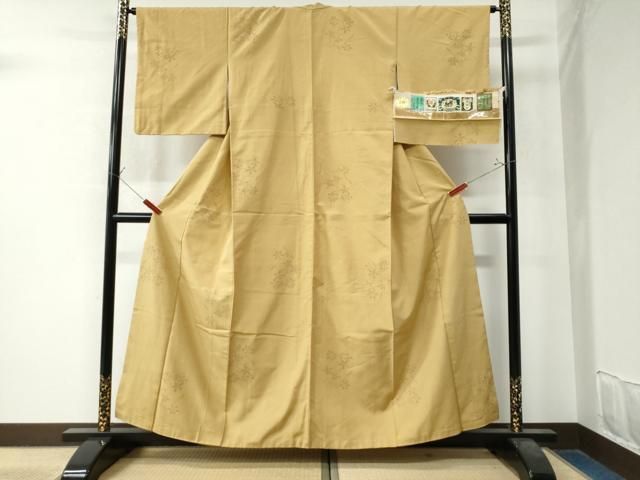 平和屋着物 結城紬 奥順 はたおり娘 100亀甲 飛び亀甲柄 枝花文 やまと誂製 証紙付き 正絹 CAAZ2926yc