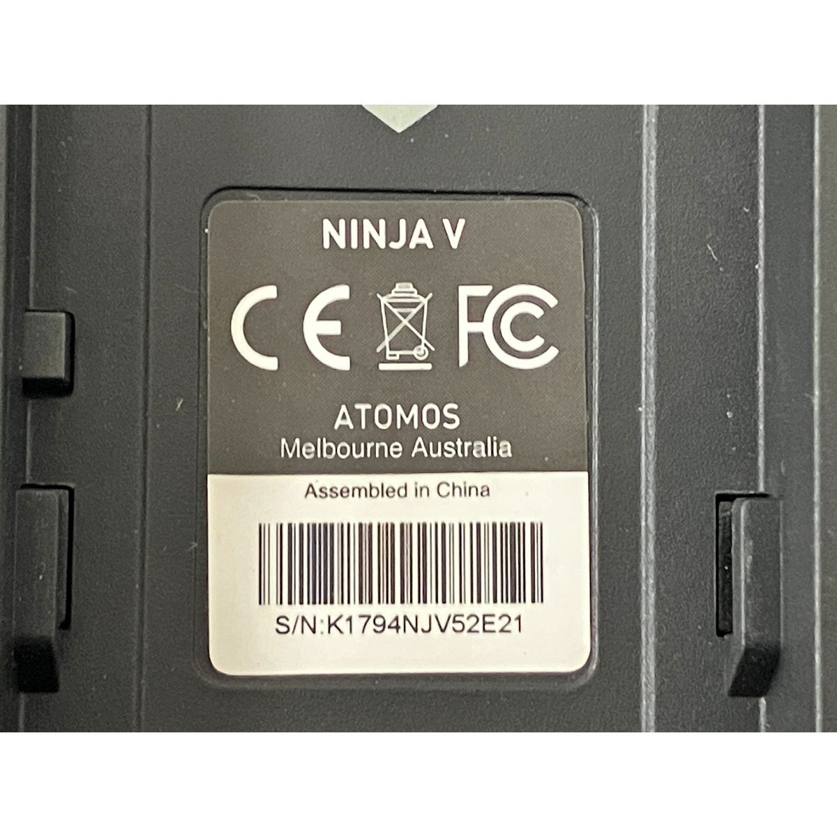 ATOMOS NINJA V ATOMNJAV01 モニター 一体型 ポータブル レコーダー 5.2インチ O10579882 MEBLE-SODAR_PL