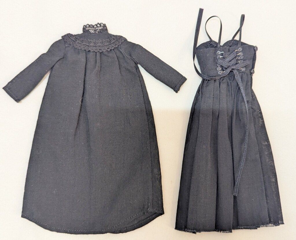 nayuta fabrics ドール衣装（22cm-27cmくらい） ブラック系アウト