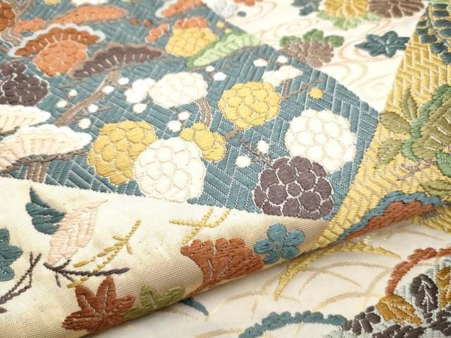 平和屋着物○六通柄袋帯 唐織 切嵌花蝶丸文 金糸 正絹 逸品 CAAZ4113hy