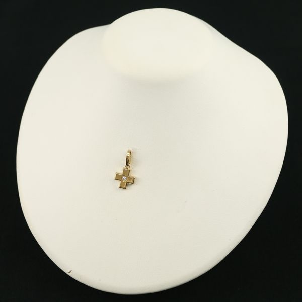 美品】カルティエ クロスダイヤネックレス カルティエ ペンダント