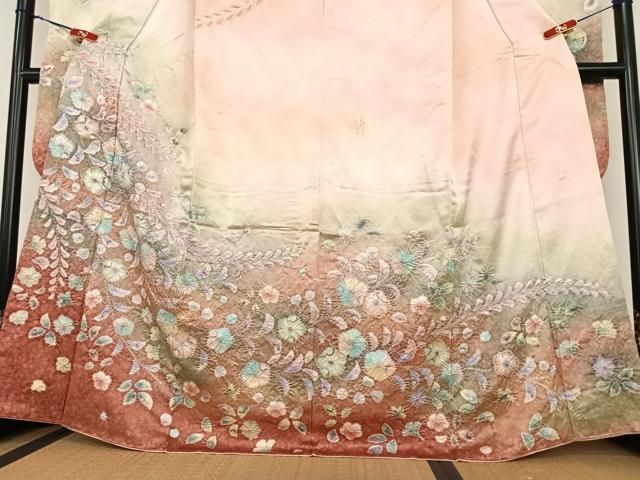 平和屋着物○伯河貞雄 振袖 辻が花 絞り 暈し染め 銀通し地 正絹 逸品