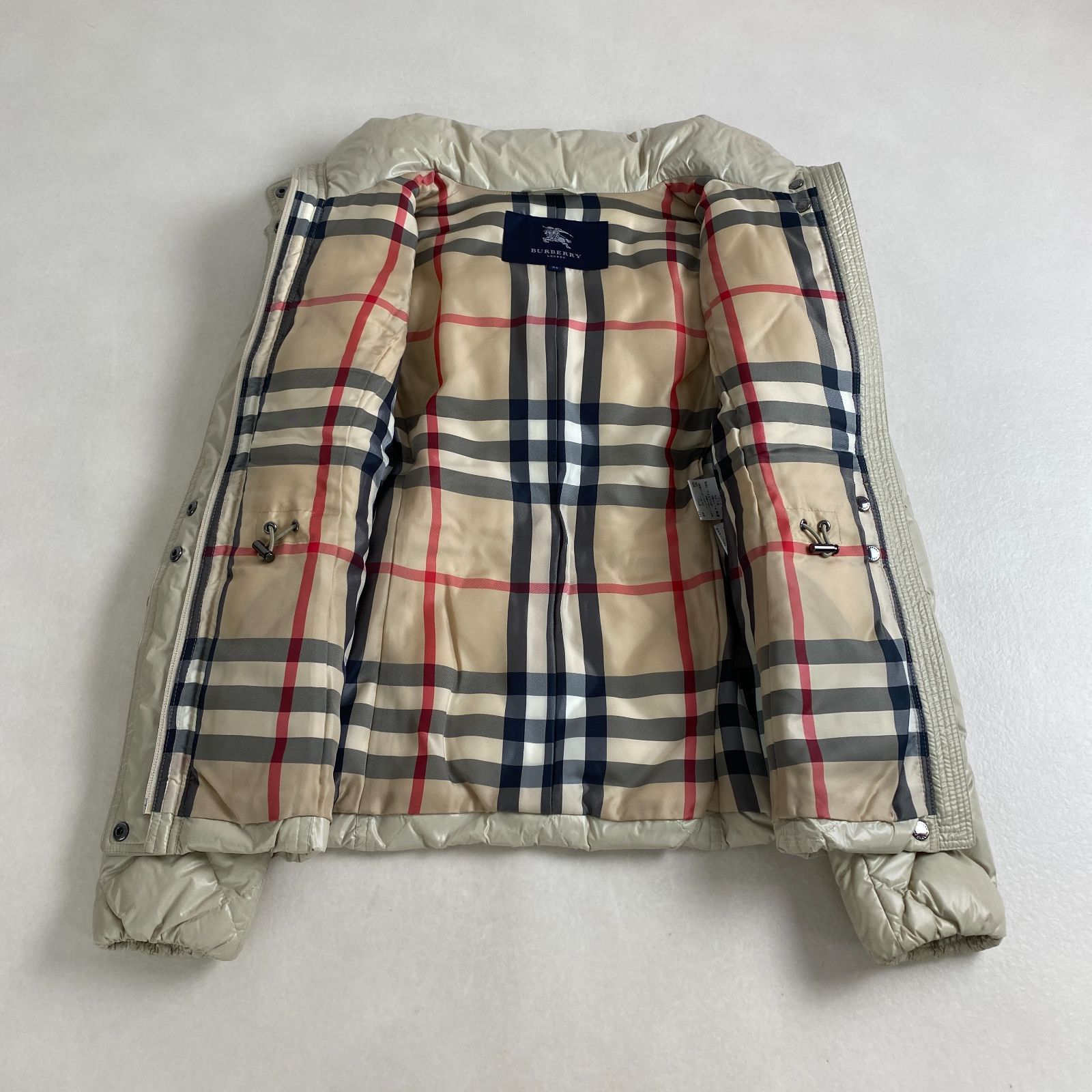 バーバリーロンドン ダウンジャケット