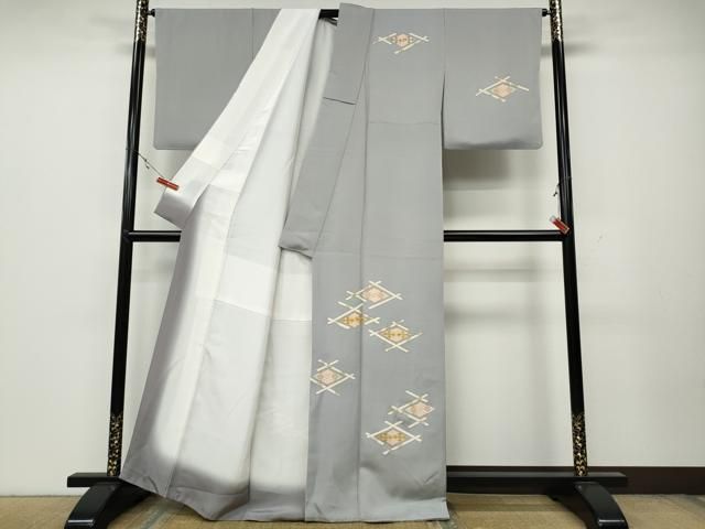 平和屋着物●銀座きしや　訪問着　駒刺繍　菱吉祥花文　金彩　正絹　逸品　CAAZ2725ut 平和屋着物○銀座きしや 訪問着 駒刺繍 菱吉祥花文 金彩 正絹 逸品