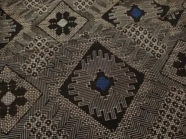 平和屋着物●本場大島紬　龍郷絣　菱花文　正絹　逸品　CAAZ2765ut 平和屋着物○本場大島紬 龍郷絣 菱花文 正絹 逸品 CAAZ2765ut - メルカリ