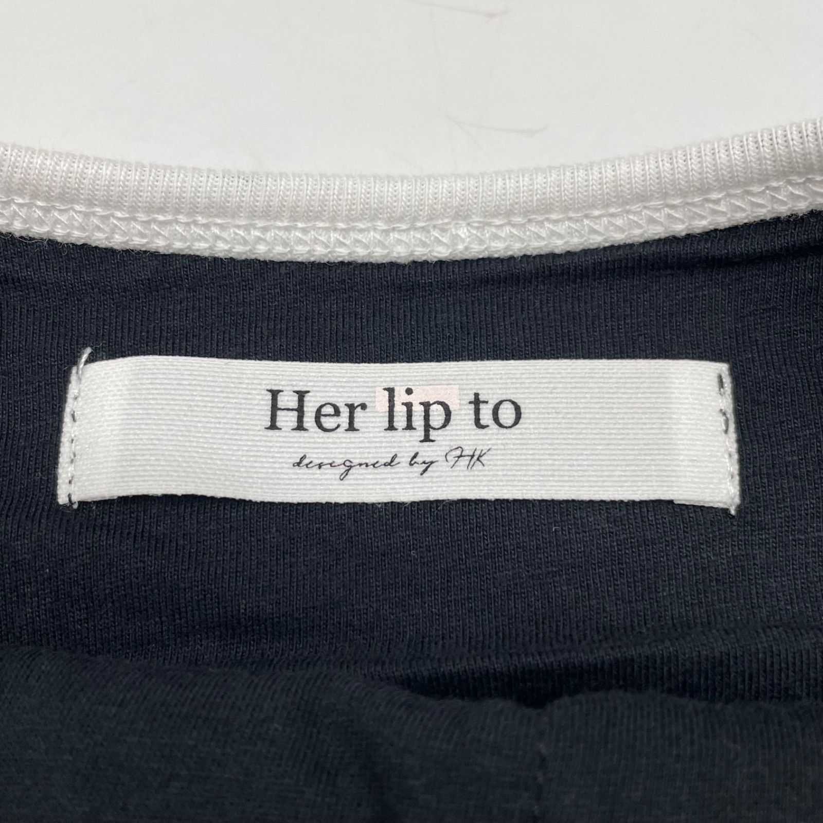 新品 未使用 タグ付き Her lip to ハーリップトゥ Trois Logo Top 