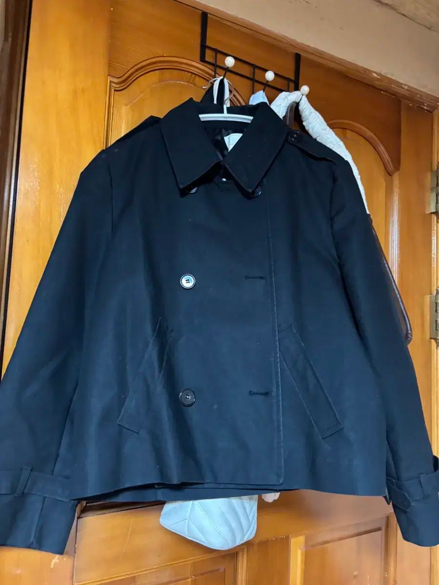ロニエル トレンチジャケット 黒 紐もあり