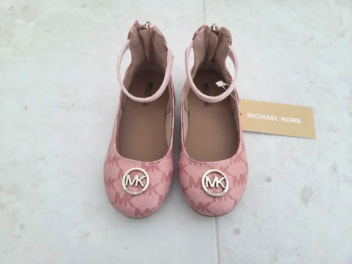 つけ爪 レディース 短め 猫目 バタフライ ネイルチップ かわいい 桃色