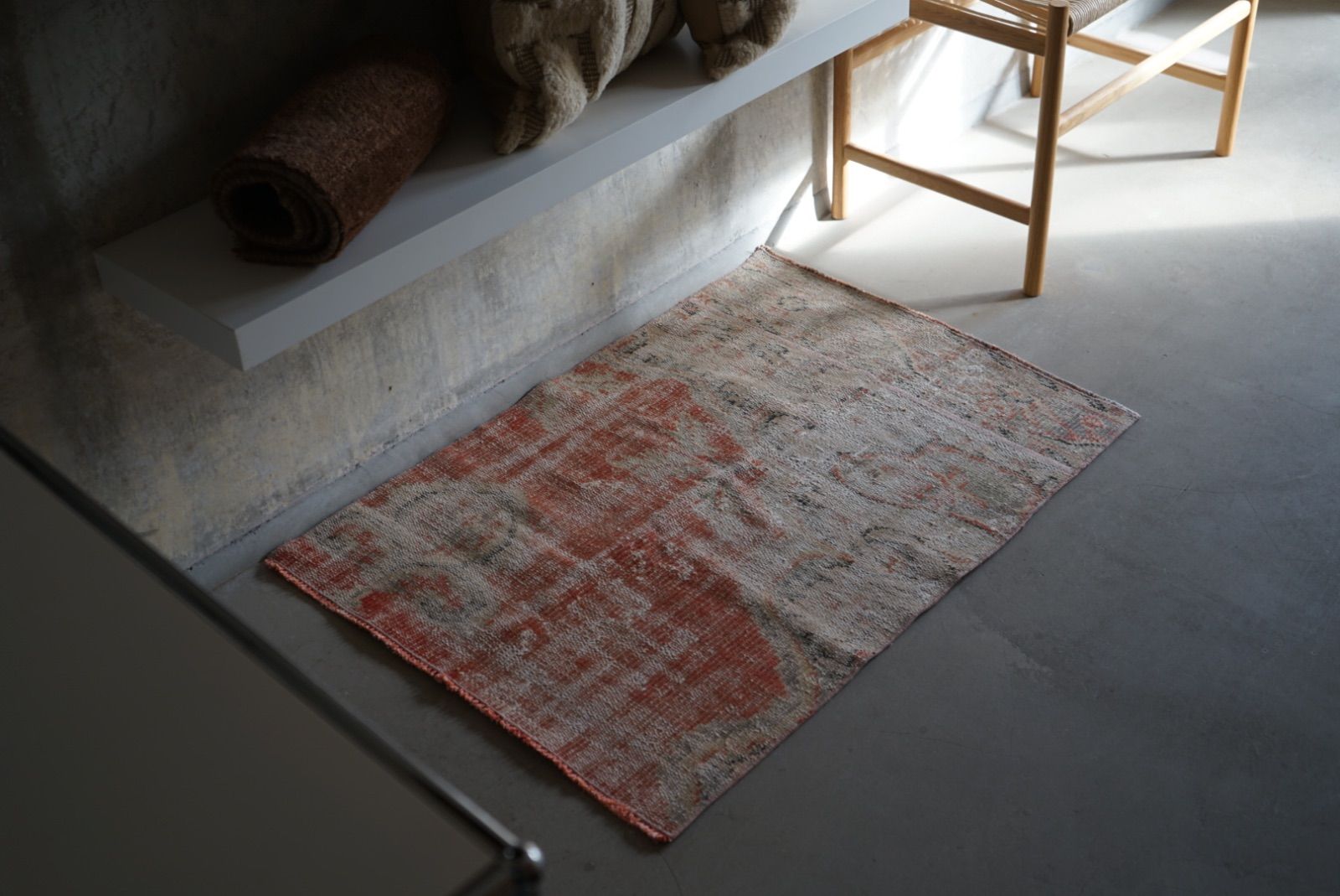 ヴィンテージラグ トルコ スモールサイズ レッド 花柄 97 × 69 cm No.TR25183