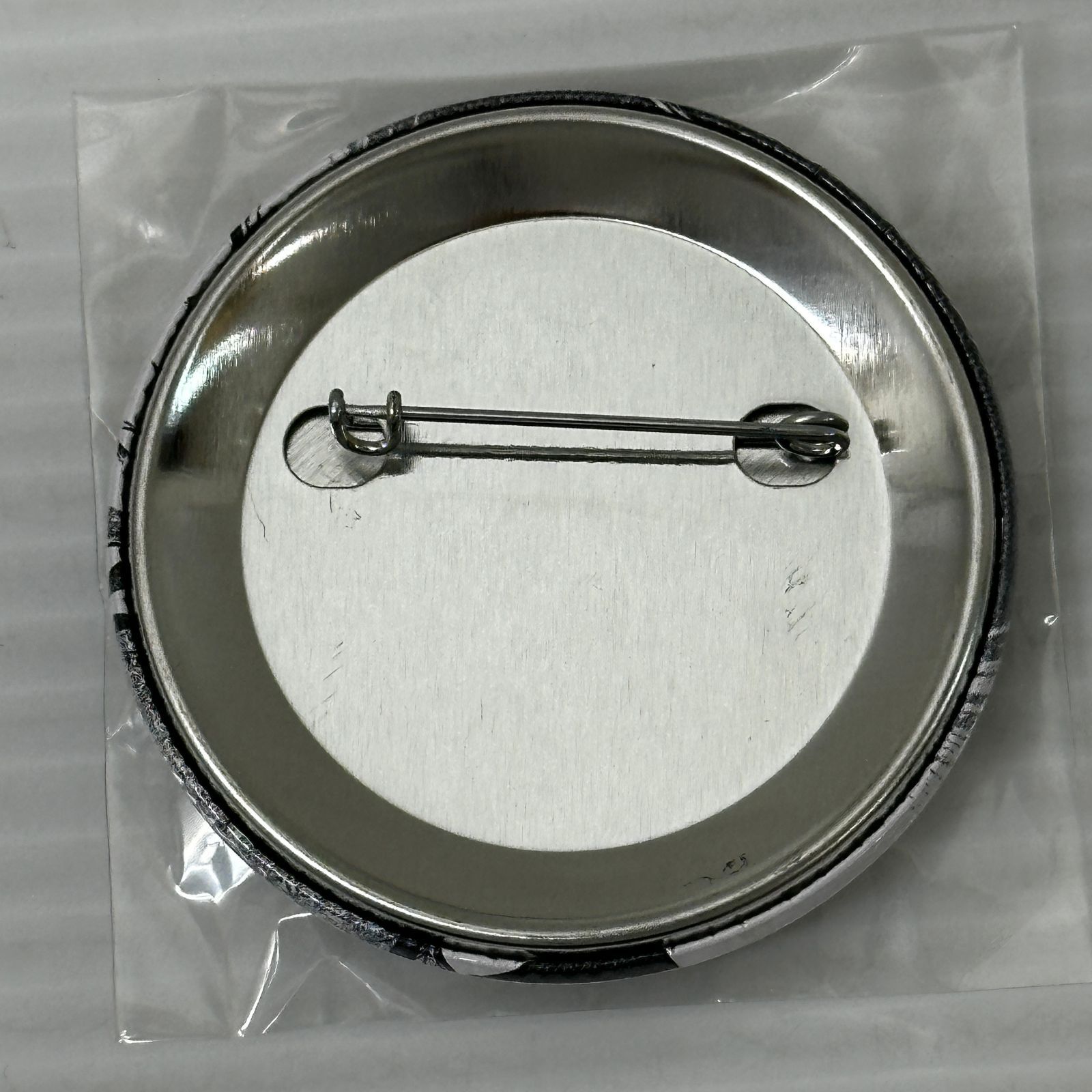 □文豪ストレイドッグス×中原中也記念館 缶バッジ 中古品 smltoy092274