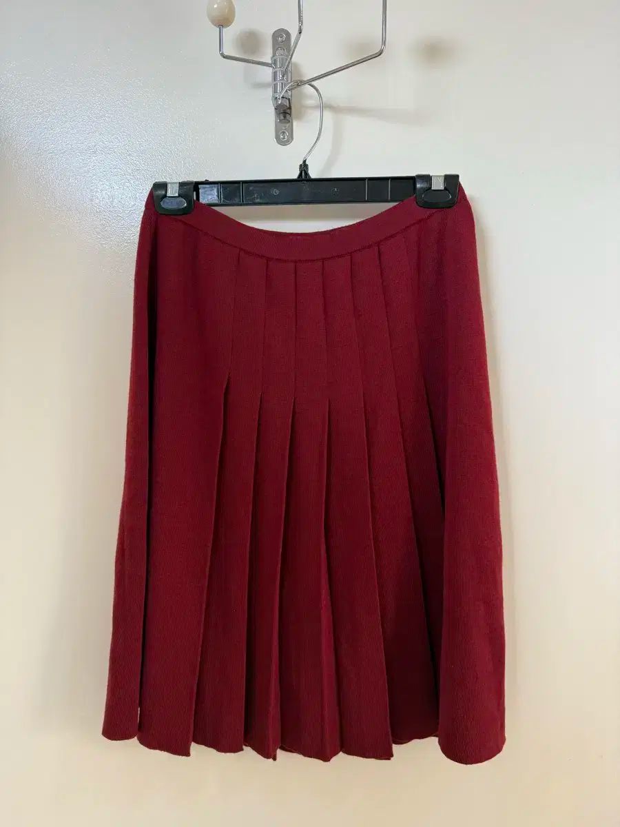 フェラガモ ウール プリーツ スカート