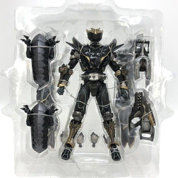 中古】バンダイ S.I.C. 仮面ライダーリュウガ・サバイブ ドラグ