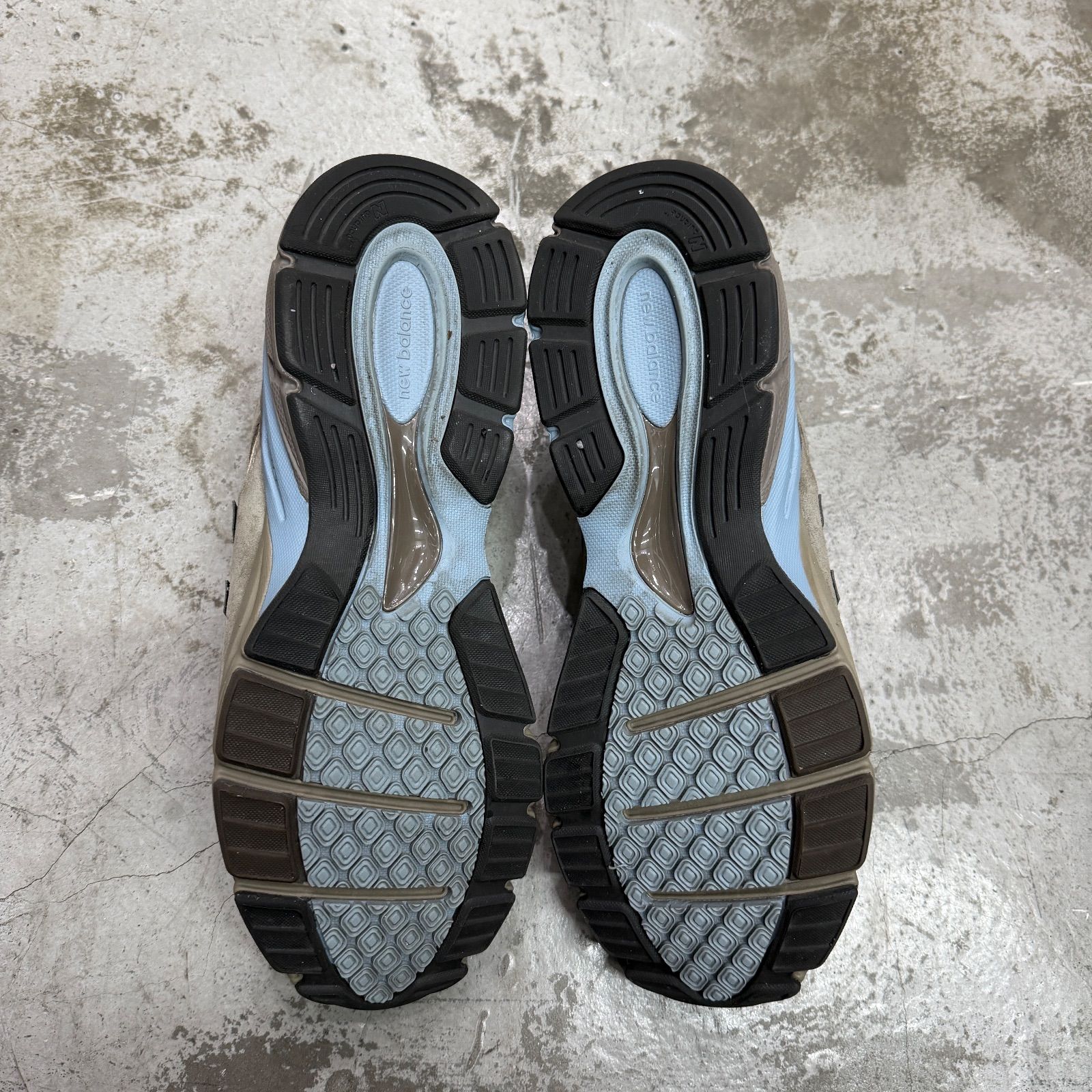 AURALEE New Balance 990V4 Taupe 990V4 コラボ スニーカー トープ 