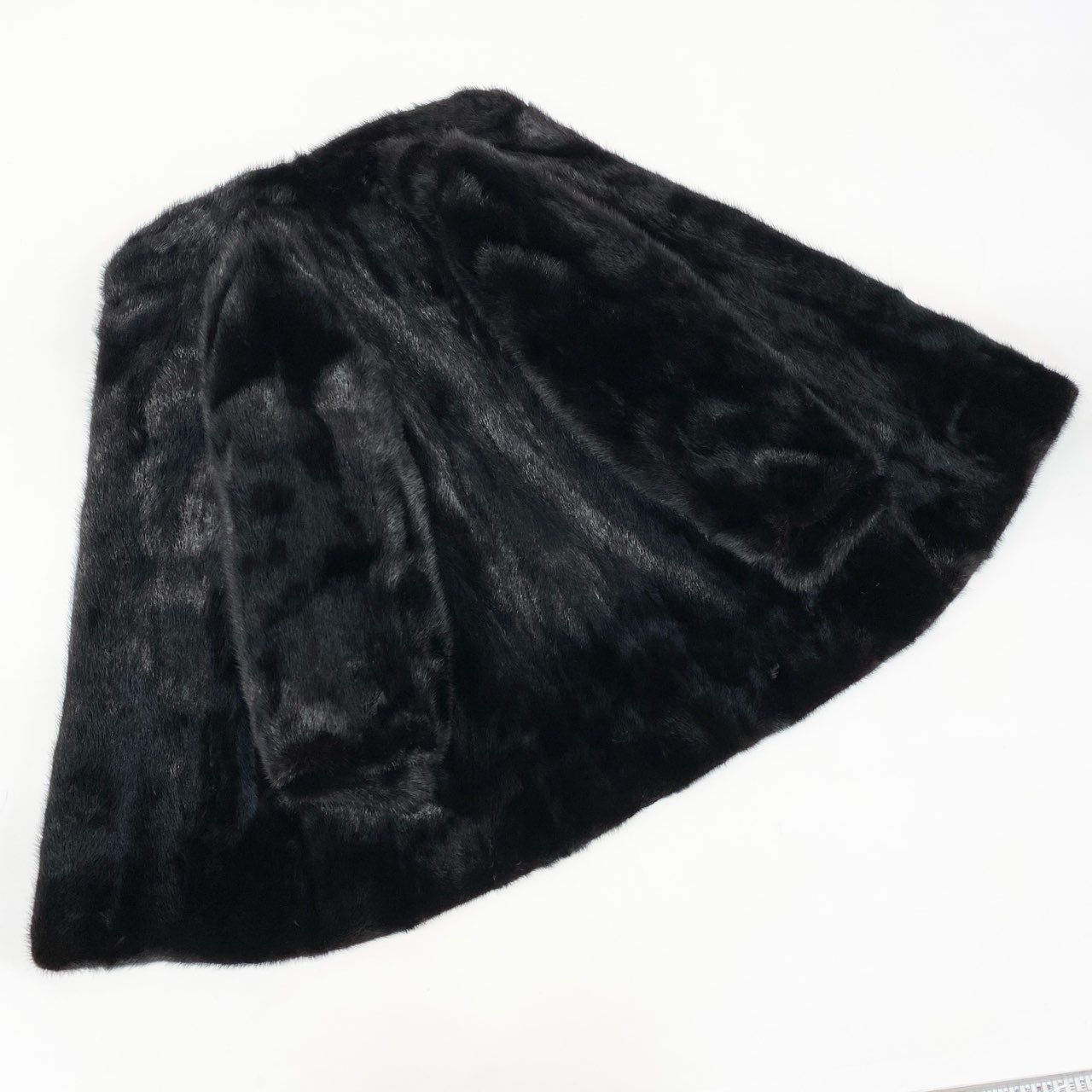 美品【 銀 SAGA MINK / ARIANNA 】高級毛皮　裏地花柄刺しゅう　ダークミンク　セミロングコート◆80cm丈　ダークブラウン　9号◆B875T i◇美品 Arianna SAGA MINK ミンクコート サガミンク 毛皮