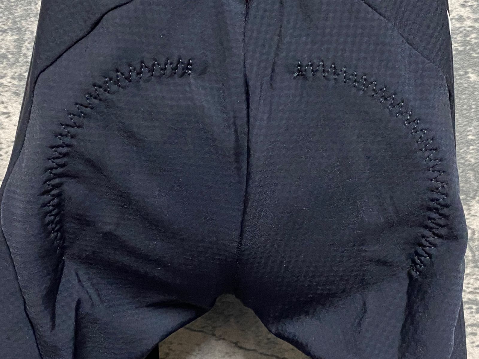 JN728 アソス assos T.Tiburu S7 Bib Shorts ビブショーツ 黒 M 裏起毛 BRIGHTFACE_UK