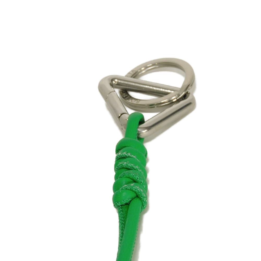 ボッテガヴェネタ キーリング ネックストラップ トライアングル レザー グリーン ボッテガヴェネタ キーリング ネックストラップ トライアングル レザー