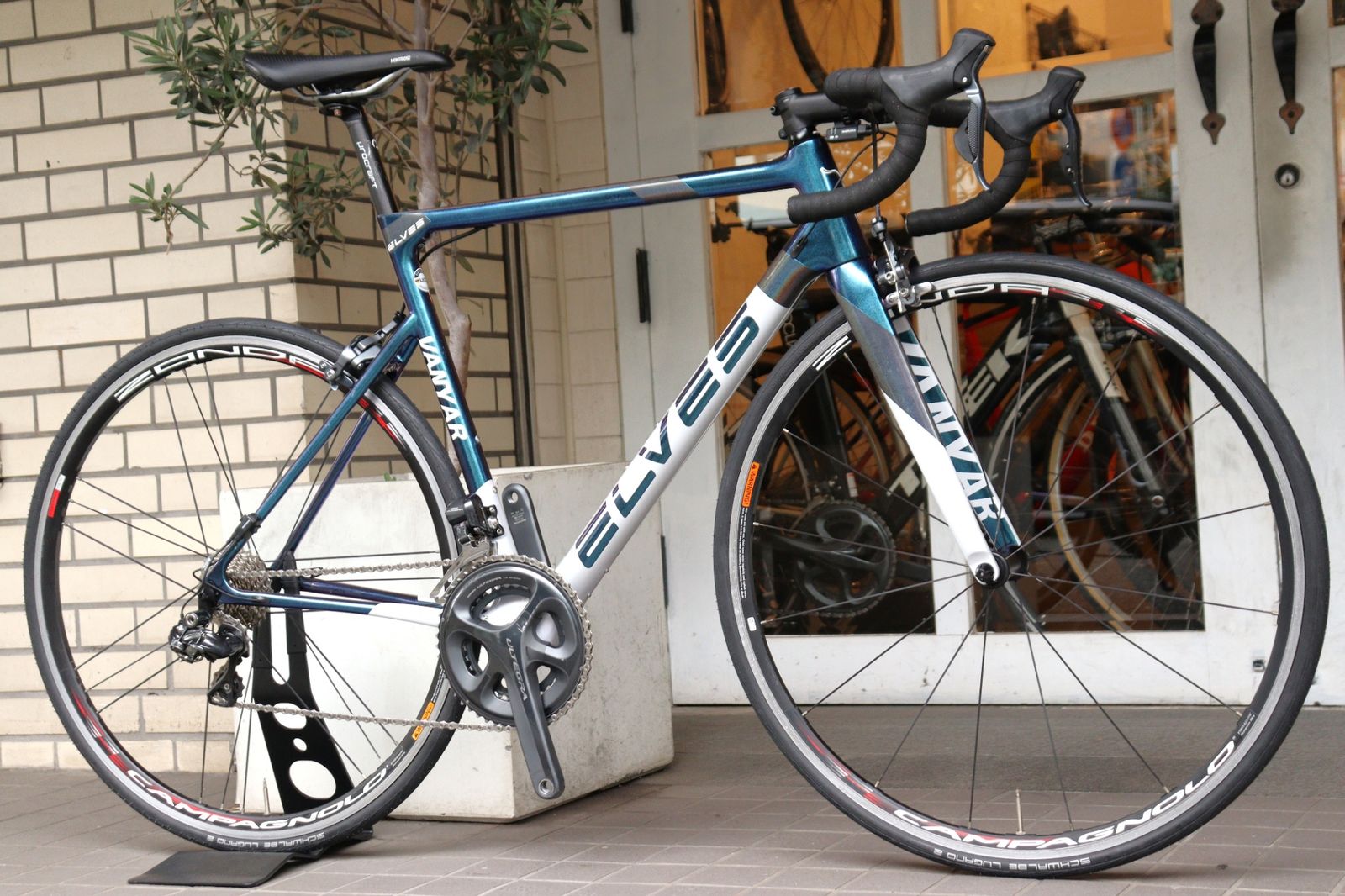 エルヴス ELVES ヴァンヤール VANYAR 2021モデル シマノ アルテグラ 6870 Di2 11S カーボン ロードバイク 横浜店