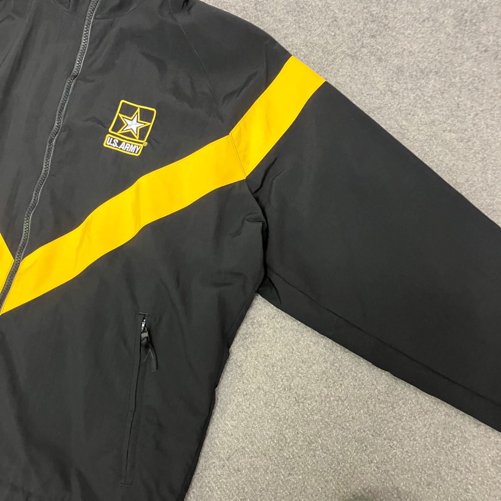 トレーニングジャケット ミリタリー