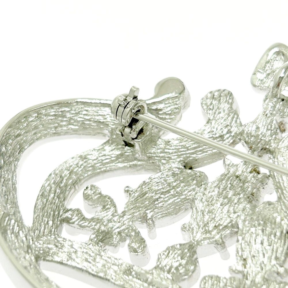 クラウン ブローチ