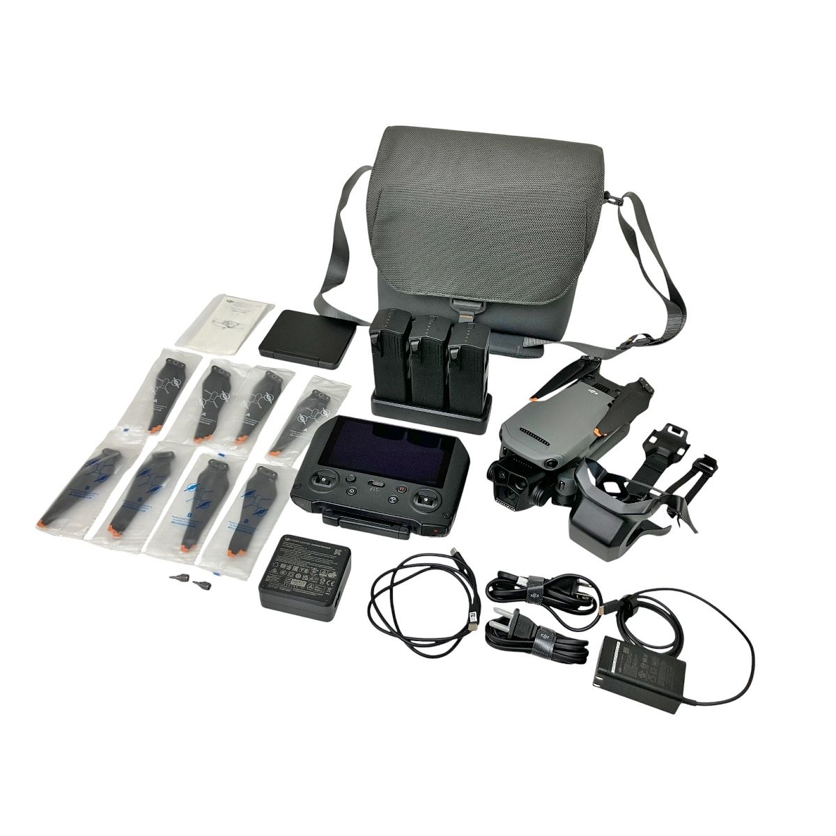 DJI Mavic 3 Pro Fly More Combo ドローン 3眼カメラ Hasselblad 中望遠 望遠 空撮 ハッセルブラッド コントローラー付 O10575198