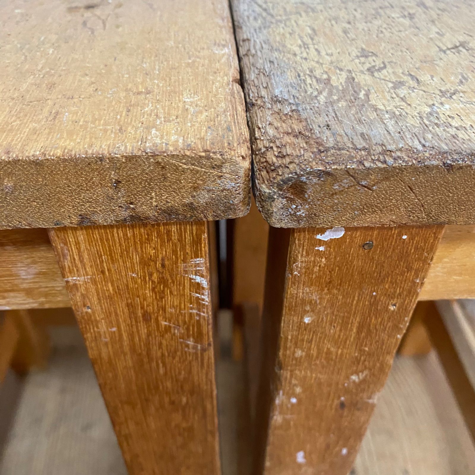 2脚セット アンティーク 角 スツール 椅子 植物台 昭和レトロ y25 2脚セット アンティーク 角 スツール 椅子 植物台 昭和レトロ y25