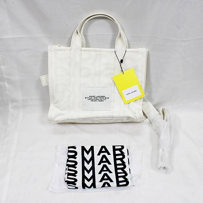 未使用品】マークジェイコブス MARC JACOBS トートバッグ 白 未使用品】マークジェイコブス MARC JACOBS トートバッグ 白